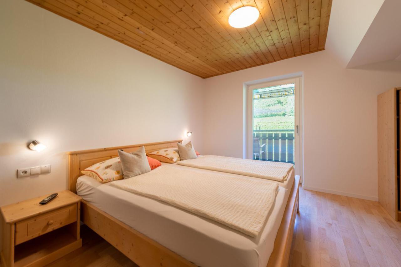 Haus Stolz Bed and Breakfast Eppan an der Weinstraße Eksteriør billede
