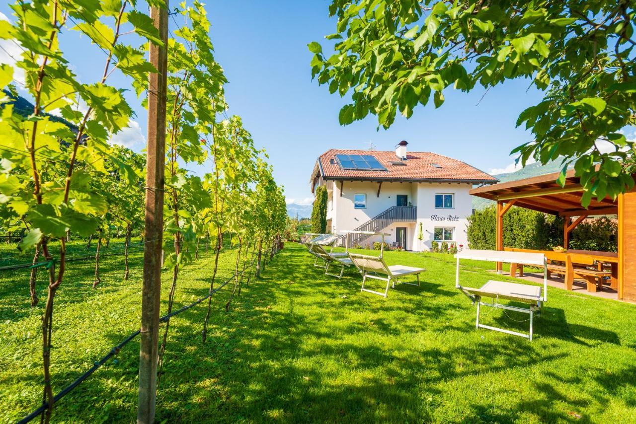 Haus Stolz Bed and Breakfast Eppan an der Weinstraße Eksteriør billede