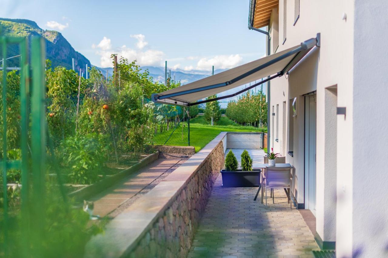 Haus Stolz Bed and Breakfast Eppan an der Weinstraße Eksteriør billede
