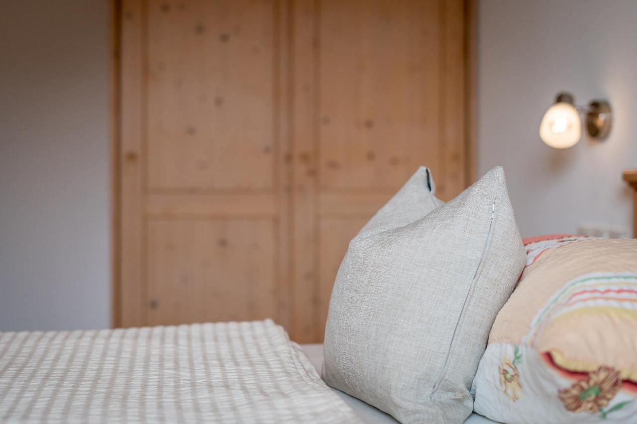 Haus Stolz Bed and Breakfast Eppan an der Weinstraße Eksteriør billede