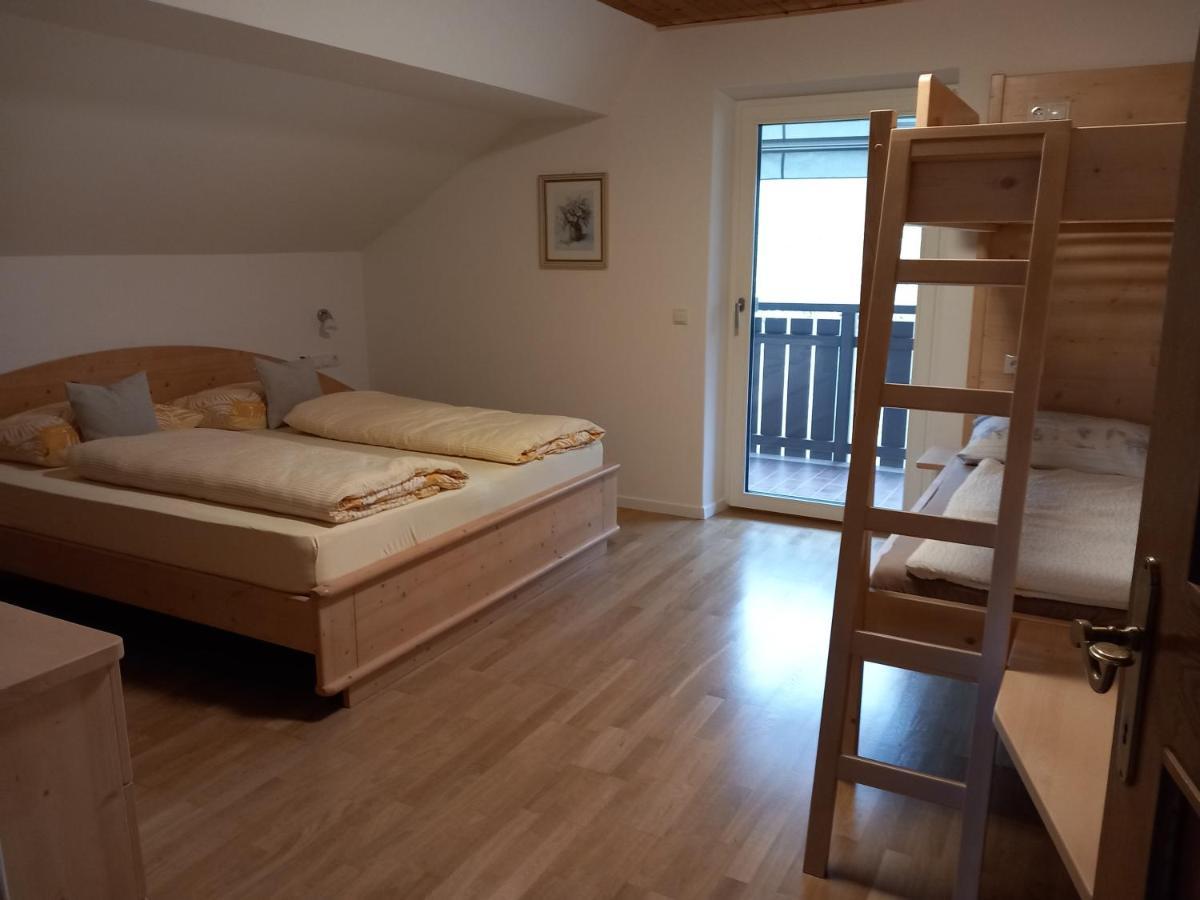 Haus Stolz Bed and Breakfast Eppan an der Weinstraße Eksteriør billede