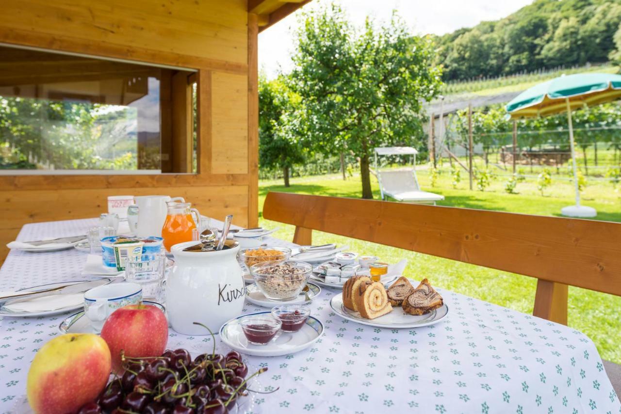 Haus Stolz Bed and Breakfast Eppan an der Weinstraße Eksteriør billede